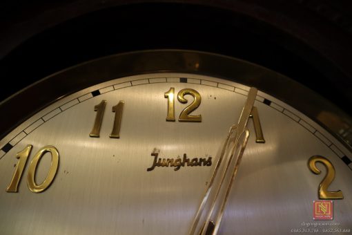 Đồng hồ cây junghans