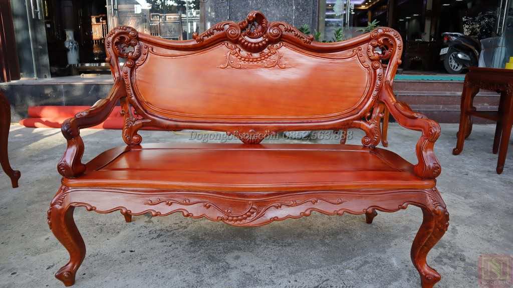 Bàn ghế hoàng gia gụ ta mẫu 2 Lou007