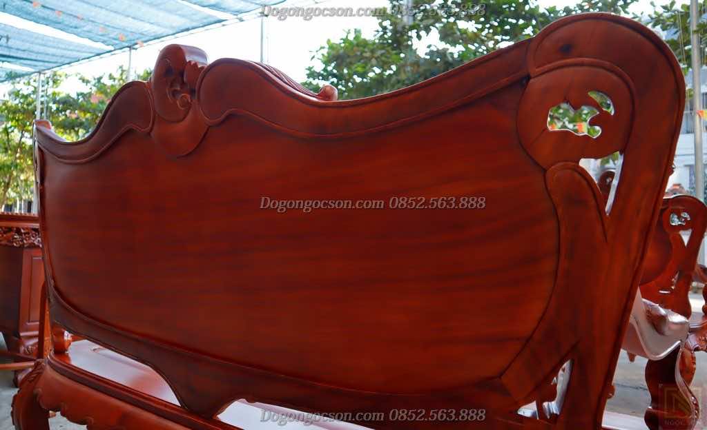 Tựa ghế đoản kỷ của bộ bàn ghế hoàng gia Lou007