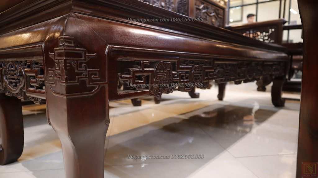 Bệ dưới và dạ ghế
